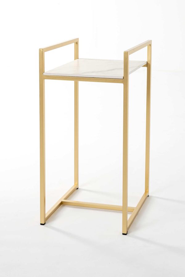 Mesa Auxiliar Base Metal Oro Y Sobre De Porcelánico Blanco